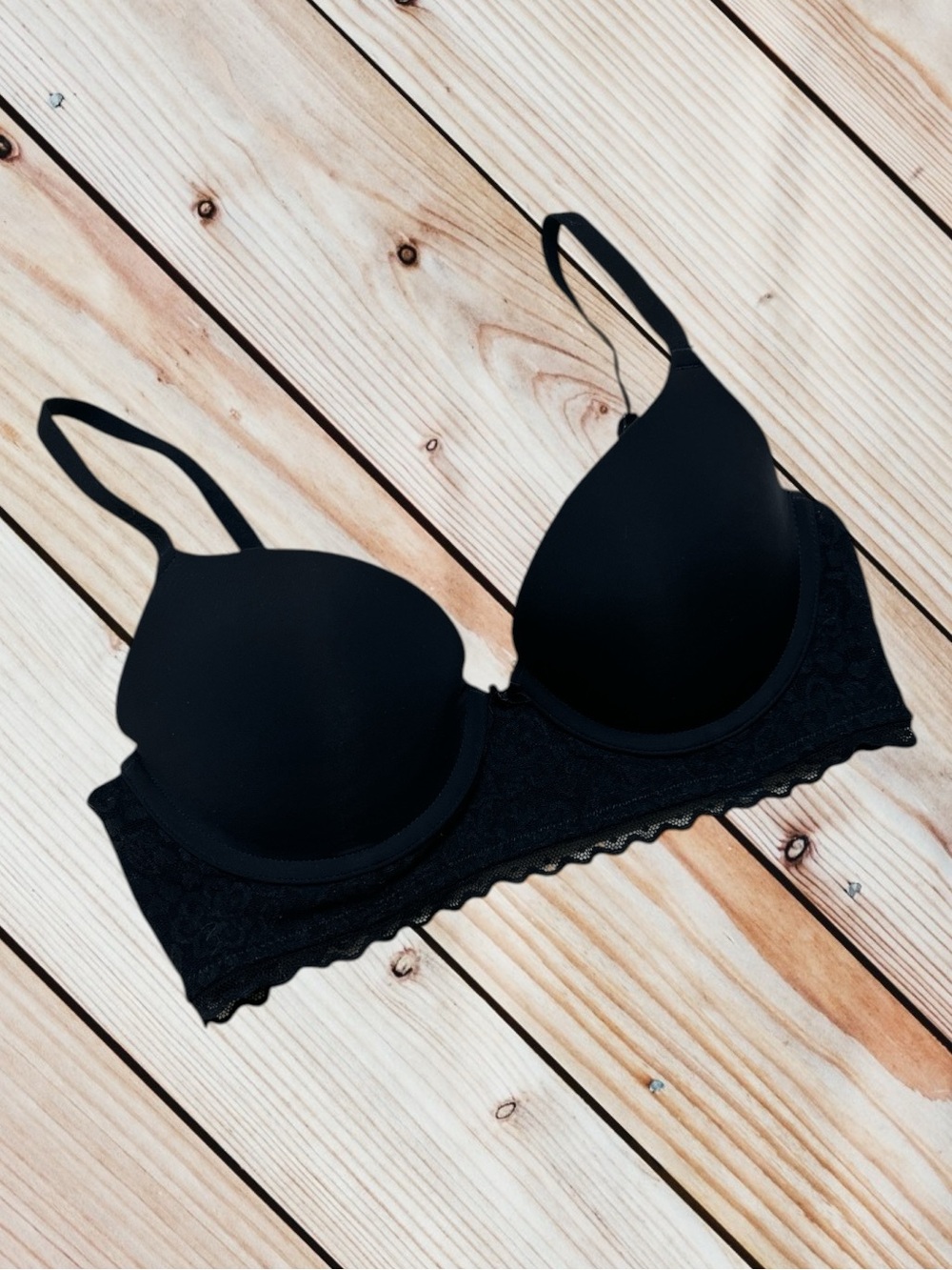 Aerie 32C black lace trim bra